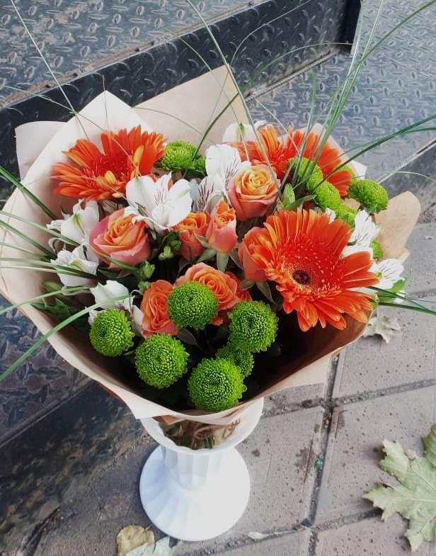 Букет цветов из: Герберы, Хризантемы, Альстромерии и Розы в Ижморском