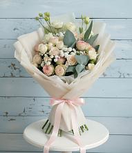 Букет цветов из:  Розы и Лизиантусы в Ижморском
