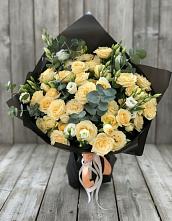 Букет цветов из:  Розы и Лизиантусы в Ижморском