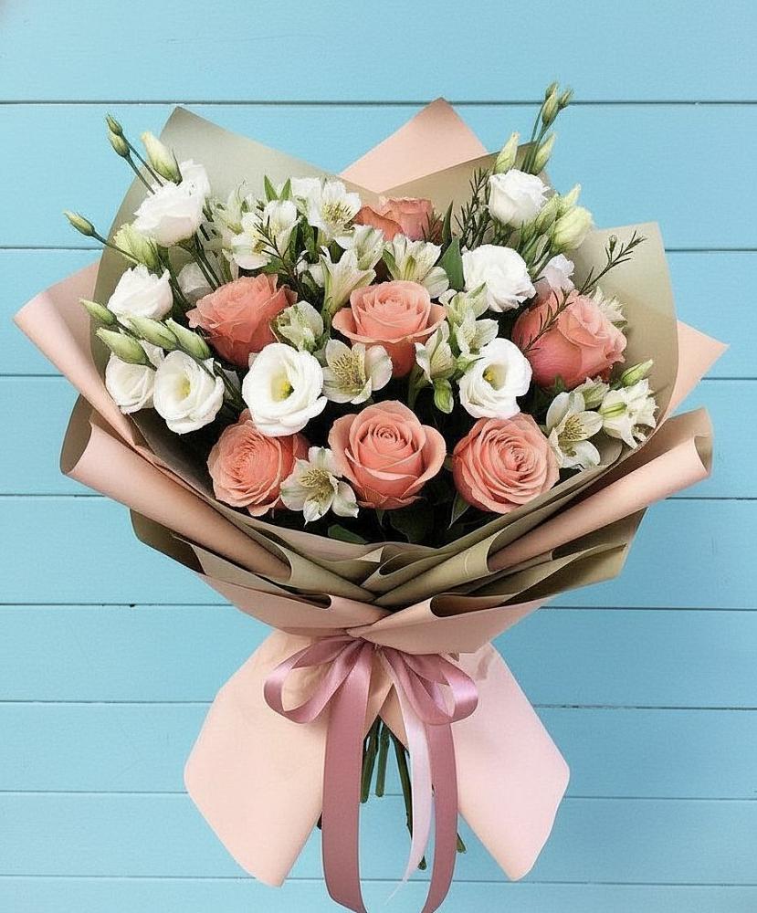 Букет цветов из: Розы, Альстромерии и Лизиантусы в Ижморском