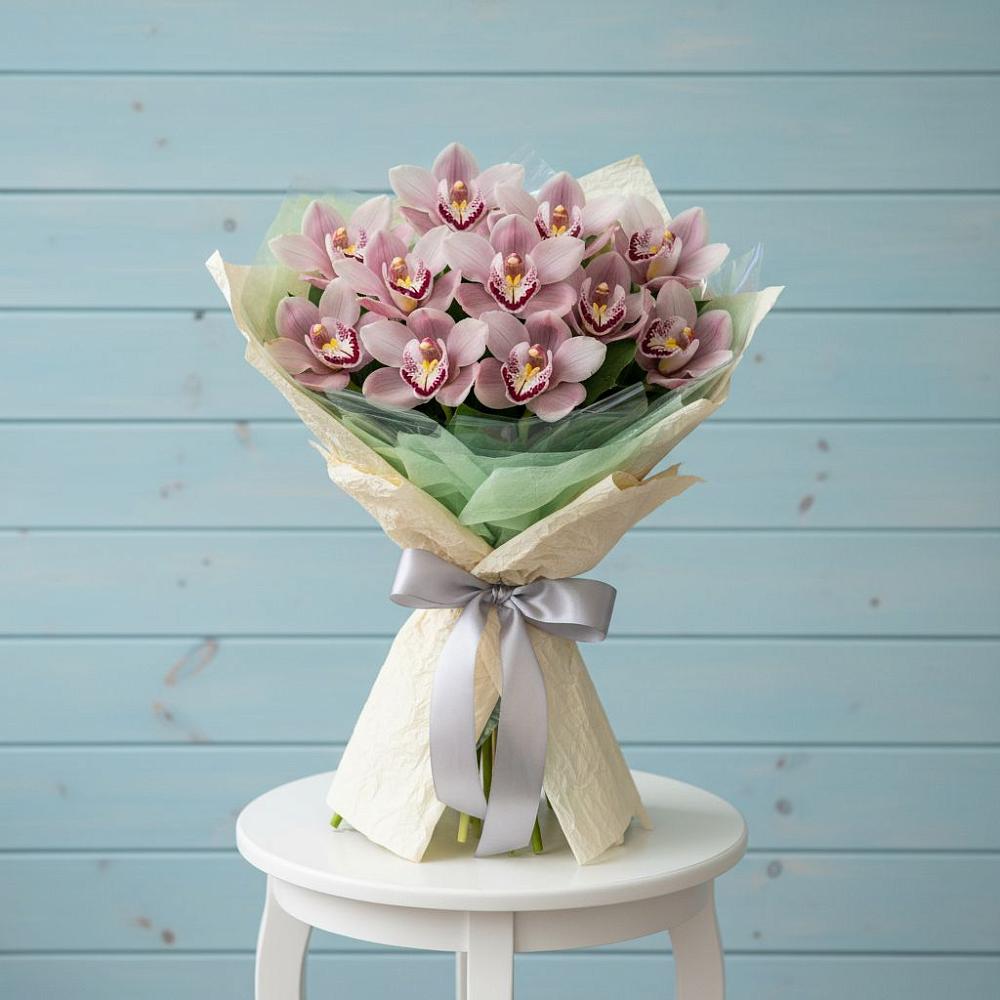 Букет цветов из: Орхидеи и Розы в Ижморском