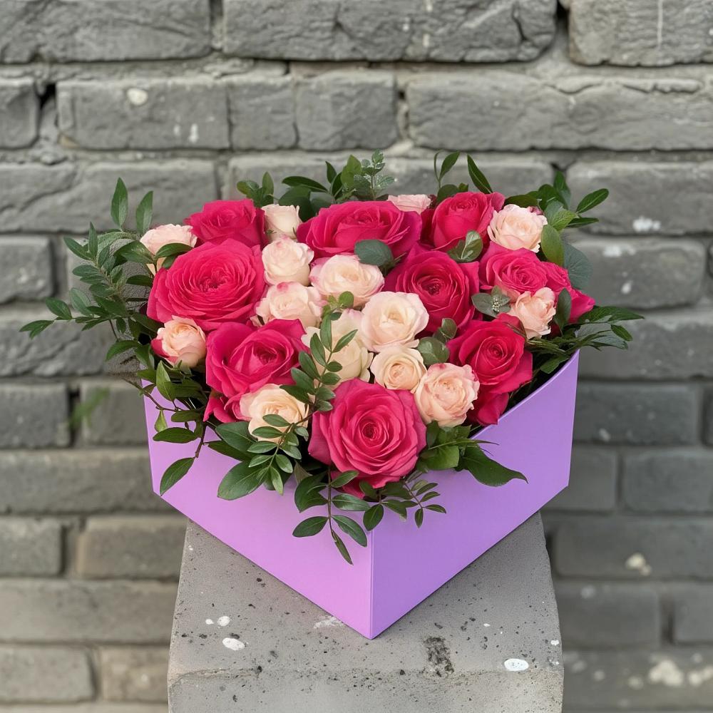 Цветочная композиция из Розы в коробке в Ижморском