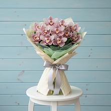 Букет цветов из:  Орхидеи и Розы в Ижморском