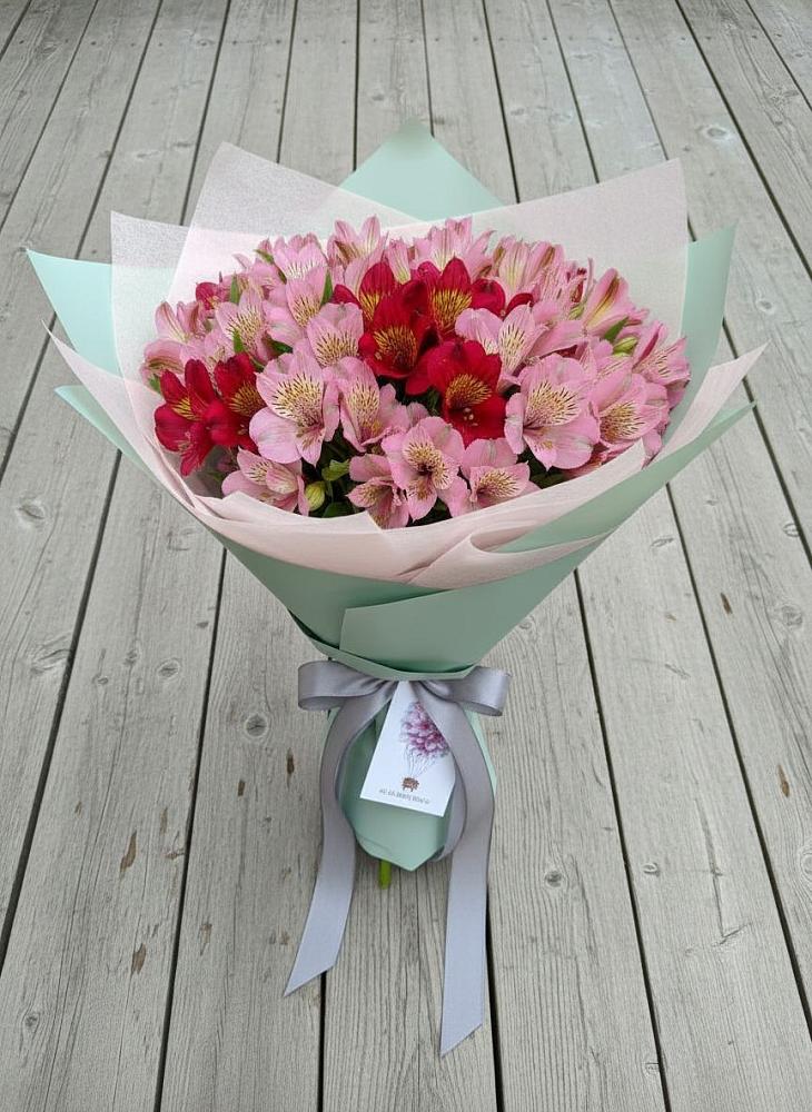Букет цветов из: Альстромерии в Ижморском