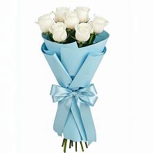 Букет 7 белых роз Проуд в Ижморском