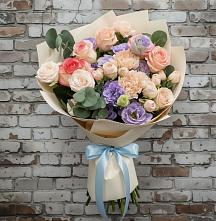 Букет цветов из:  Розы, Лизиантусы и Гвоздики #REPLACE_PRED# Ижморском