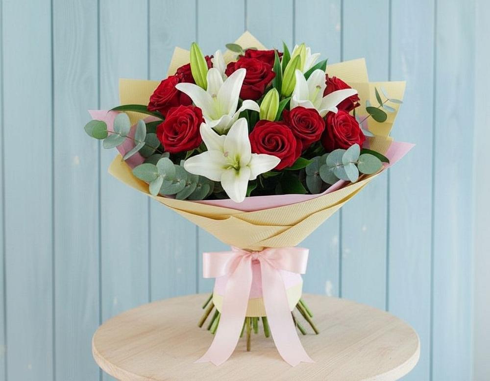 Букет цветов из: Лилии и Розы в Ижморском